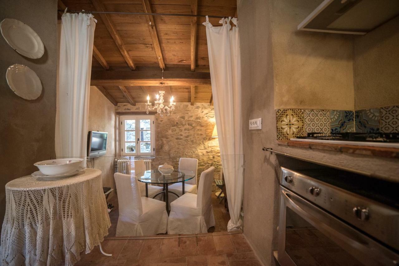Casale Amati Country House Ortonovo Exterior foto